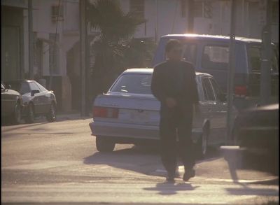 Do you have a back exit?
Sí. - Miami Vice