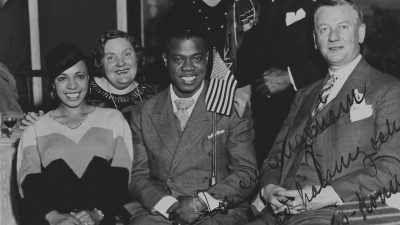 Do you have a happy feeling
when you play that song? - Louis Armstrong's Black & Blues