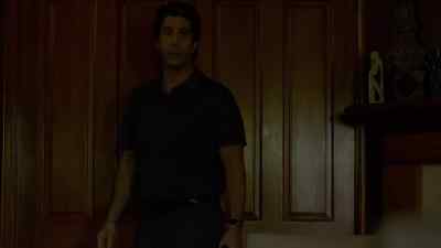 -Do you have a minute?
-Of course. Drink? - American Crime Story