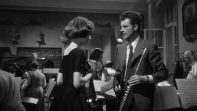 Do you have
a telephone coin? - Love in the Afternoon