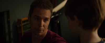 Do you have any newspapers in English? - Poltergeist