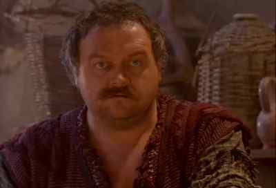 Do you have any rooms to rent
in this place? - Hercules in the Maze of the Minotaur