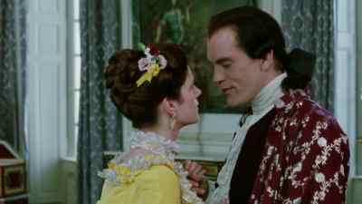 - Do you have plans for this evening?
- A few friends round for dinner. - Dangerous Liaisons