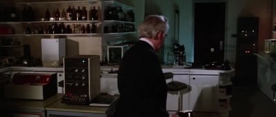 Do as he says Kelly Yes sir - Lifeforce