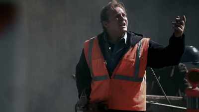 - Do you hear anything?
- No!  - Trauma