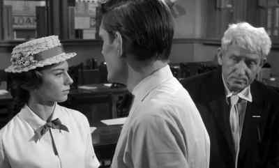 Do I finish with a paper medal on my chest - Inherit the Wind