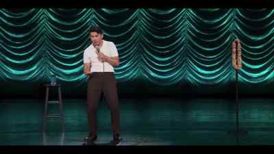 "Do I have to look up?" - Ronny Chieng: Love to Hate It