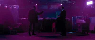 - Do I know you, boyo?
- We've met. - Avengement
