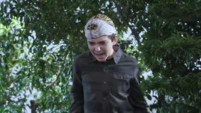 - Do it, dude!
- Prepare to be El Explosivo-ed! - Fuller House