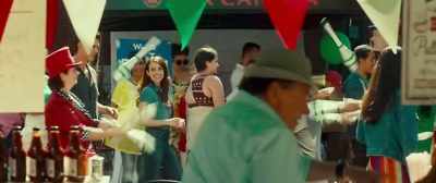- Do you juggle?
- Opa! - Little Italy