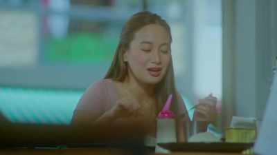 Do you know my co-majorette Lara? - Hibang