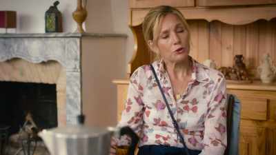 Do you know if he had any enemies?
Not that I'm aware of. - Murder in Provence