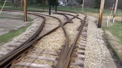 - Do you know how the trolleyknows where to go? - Daniel Tiger's Neighborhood