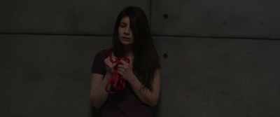 Do you know how to tie the
knot that's tamper proof, one - Isolated