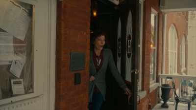 Do you know where the, oh, um, - Christmas at the Holly Hotel