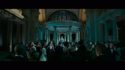 Do you know what's going on here? - Ocean's Eight