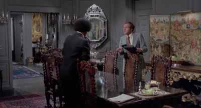 - Do you know what's in there?
- No, I have never entered there. - The Man in the Glass Booth