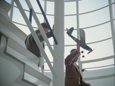 - Do you let me play?
- I still did not even try it. - Agatha Christie's Poirot