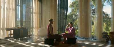 - Do you like it here?
- Yes, I like it here. - Boundless