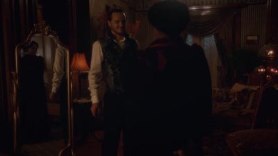 - Do you like it?
It's very nice. - Murdoch Mysteries