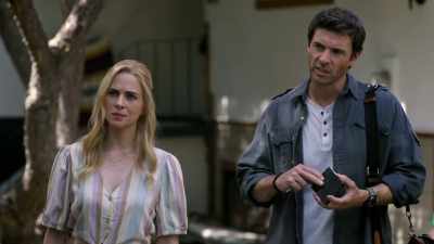 - Do you mind me asking, um, - Cradle of Deception