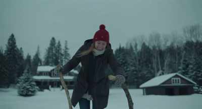 - Do you need a hand?
- Yeah. - The Lodge