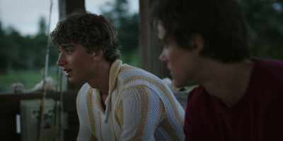 ♪ Do not be afraid,
do not be afraid... - The Summer I Turned Pretty