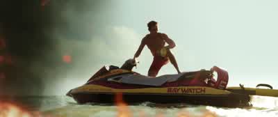Do not go under that fire, Brody! - Baywatch