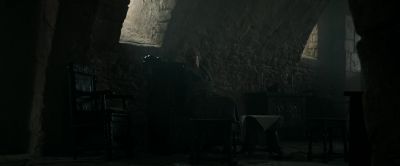 Do not open the door. - The Last Duel