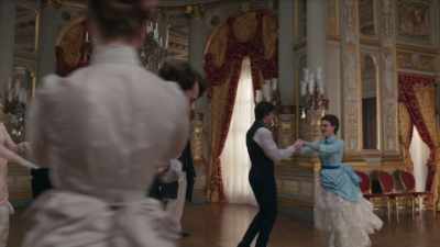 Do not swing the women around - The Gilded Age