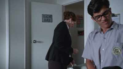 -Do you often get mistaken for each other?
-Ah, no. - The Unlisted