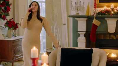 Do you really wanna
risk losing Lara? - A Christmas Masquerade