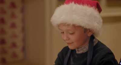 -Do you remember that?
-I can make the best mince pies. - Father Christmas Is Back