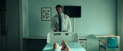 - Do you remember the accident?
- Vaguely. - Dark Glasses