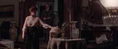 Do sit down, Professor.
I'll bring you some tea. - Dracula