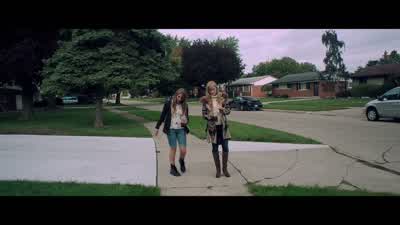 Do you smell that? - It Follows