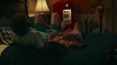 -Do something to me.
-(laughs) - DAVE