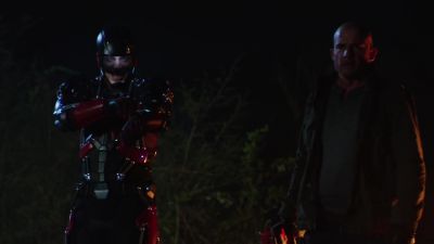 Do something, RoboCop. - DC's Legends of Tomorrow