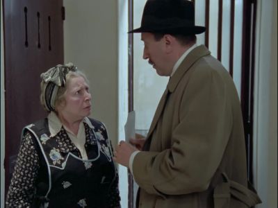 - Do you speak English? - Agatha Christie's Poirot