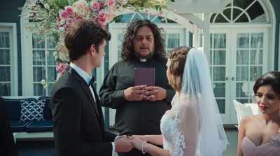 - Do you take Sariah...”?
- Sarah. - Guest House