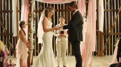 Do you take Zane to be your
lawfully wedded husband, - A Very Country Wedding