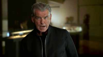 Do the night guards
follow the same patrol schedule - History's Greatest Heists with Pierce Brosnan