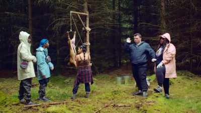 - Do you think you can all do that?
- Yeah, I'm going vegan after this, baby. - Snowflake Mountain