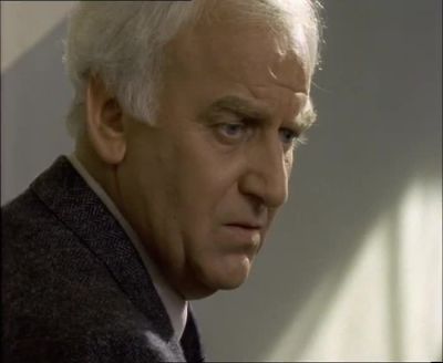 Do you think they could be connected,
these parcels, with the attack on Dr Dear? - Inspector Morse