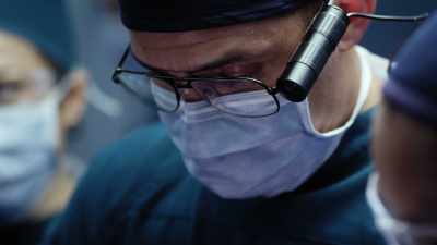 Do you think that helps you
be a good surgeon? - The Good Doctor
