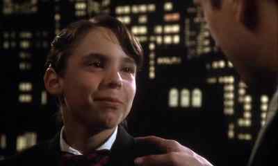 Do you think you Iook Iike
me or your mother? - New York, New York