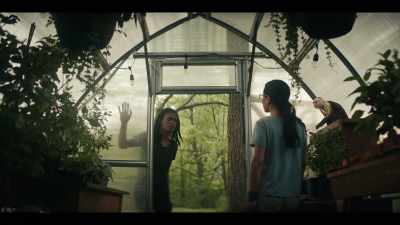 Do you think he knows
about the Sunda rat? Who? - Y: The Last Man