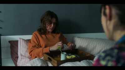 Do you think? Oh, my God!
Yes. And you know he does. - Finding Alice