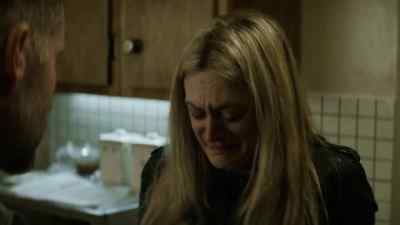 Do you think she's okay? - The Empty Man