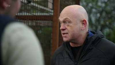 ...do you think
this enclosure is big enough? - Britain's Tiger Kings - On the Trail with Ross Kemp